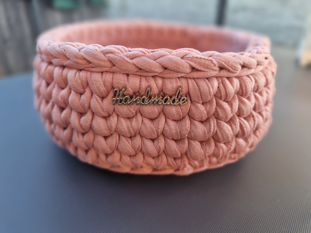 🌸 Häkel-Körbchen „Handmade Love“ – Rosa