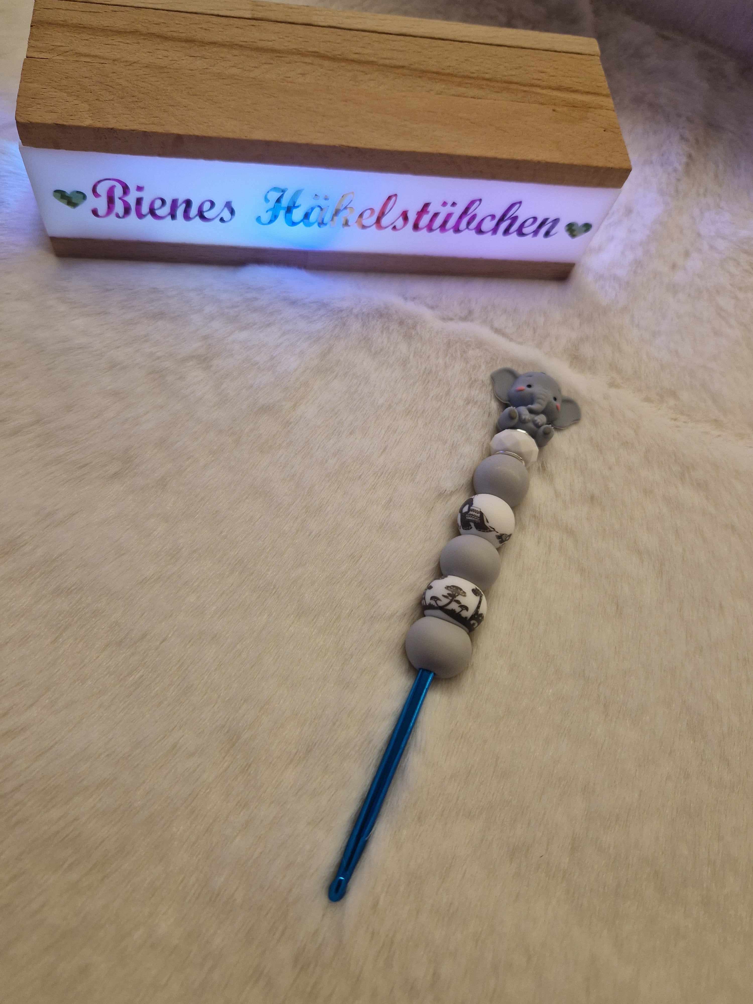 🧶 Design-Häkelnadel 4,0mm Kleiner Glückselefant“ – Ergonomisch & Herzlich